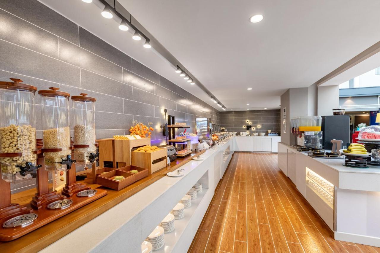 Holiday Inn Express Shenyang North Station By Ihg Exteriér fotografie