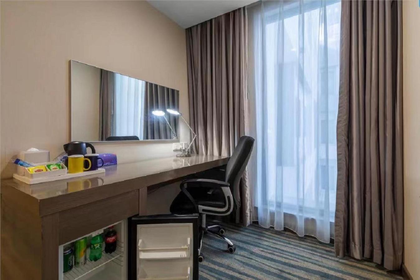 Holiday Inn Express Shenyang North Station By Ihg Exteriér fotografie