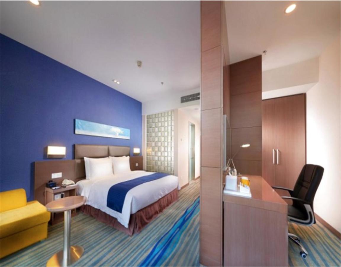 Holiday Inn Express Shenyang North Station By Ihg Exteriér fotografie